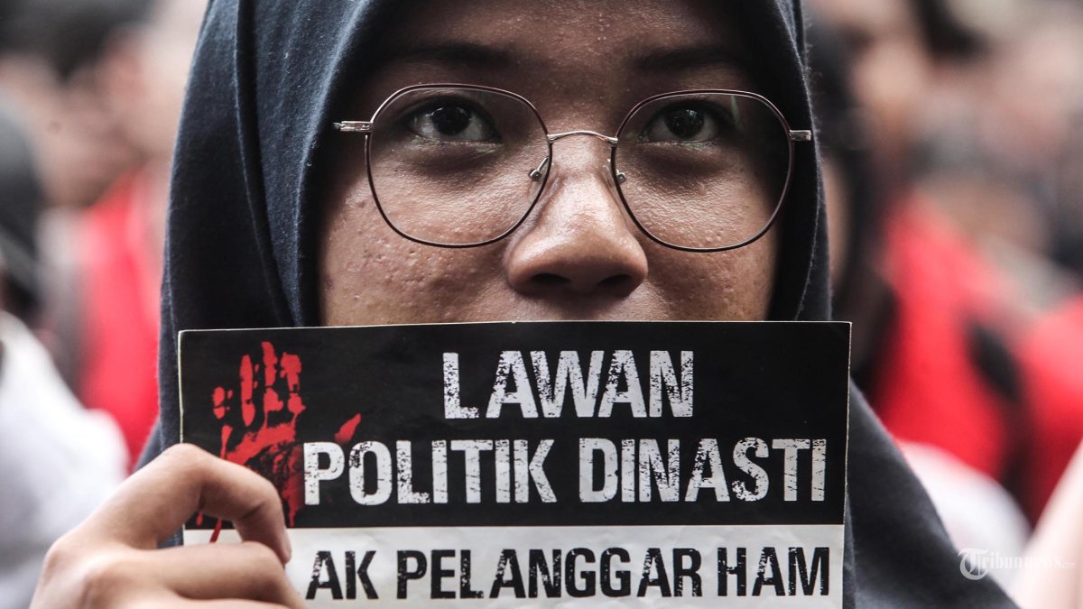 dinasti politik